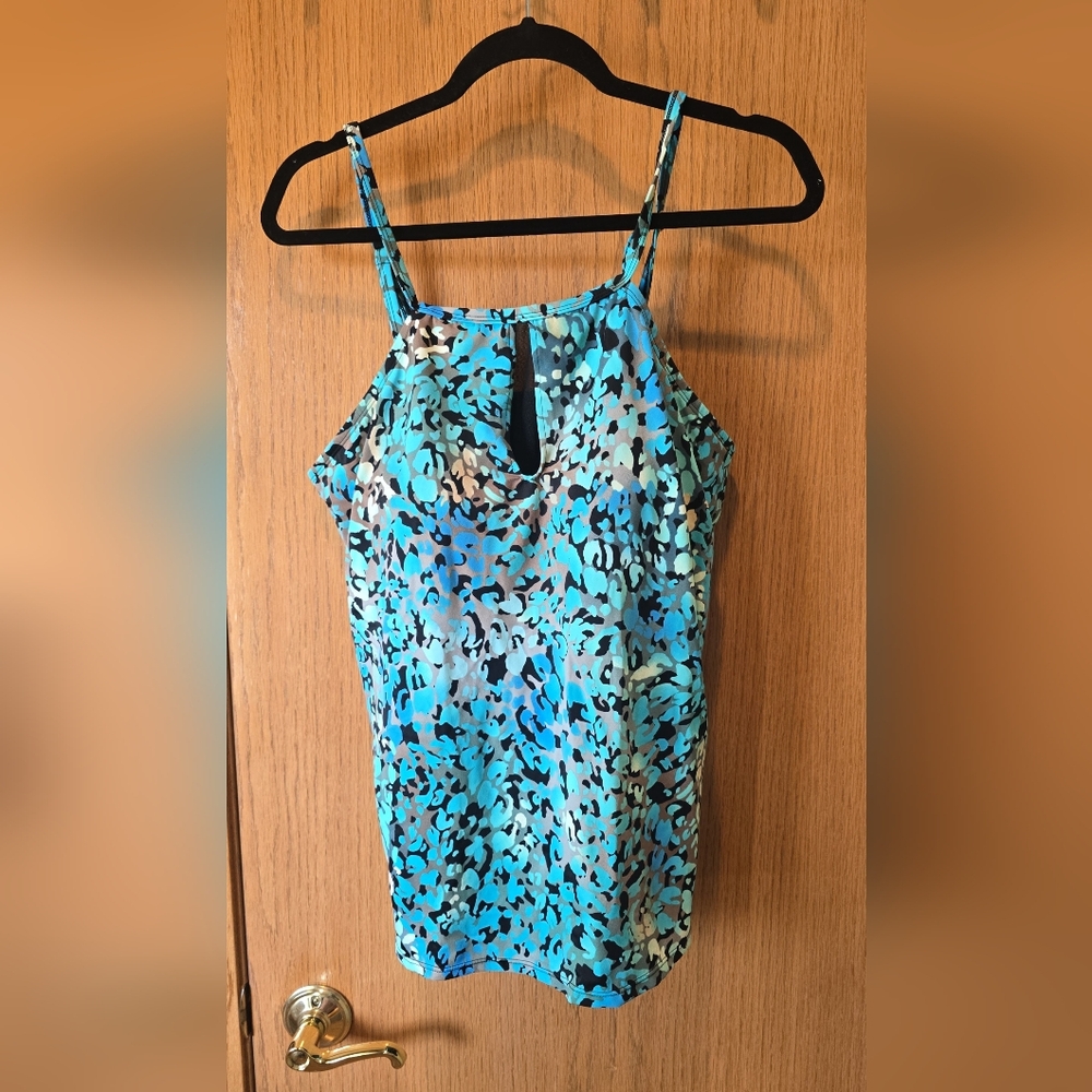 St. John's Bay 18W Blue Green Black Tankini Swim TOP ONLY Worn Twice